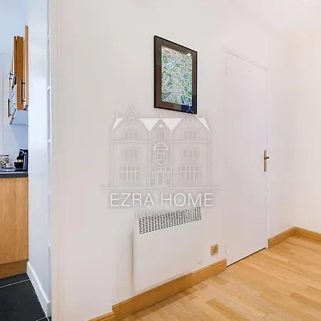 Sublime Parc Monceau Apartment Paris