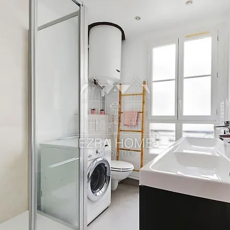 Sublime Parc Monceau Apartment *